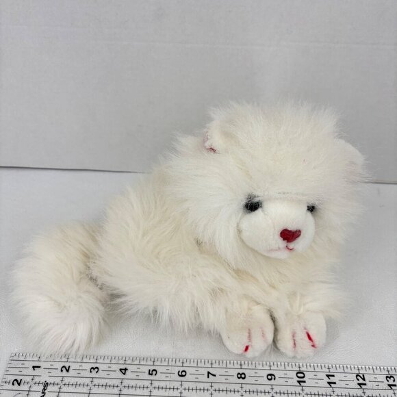 Vintage Persian Cat Plush White Realistic Stuffed Animal Red Heart Shape Nose - Picture 8 of 8